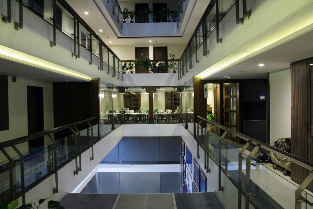 Hotel The Sky Court Aurangābād Exterior foto